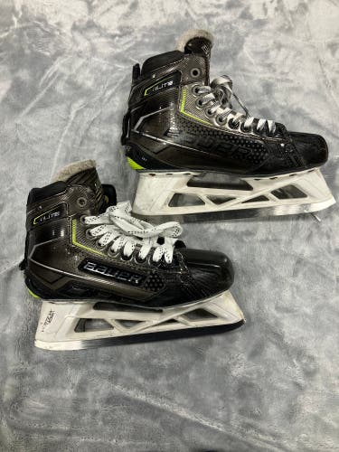 Senior Bauer Elite Hockey Goalie Skates Size 6 (Used)