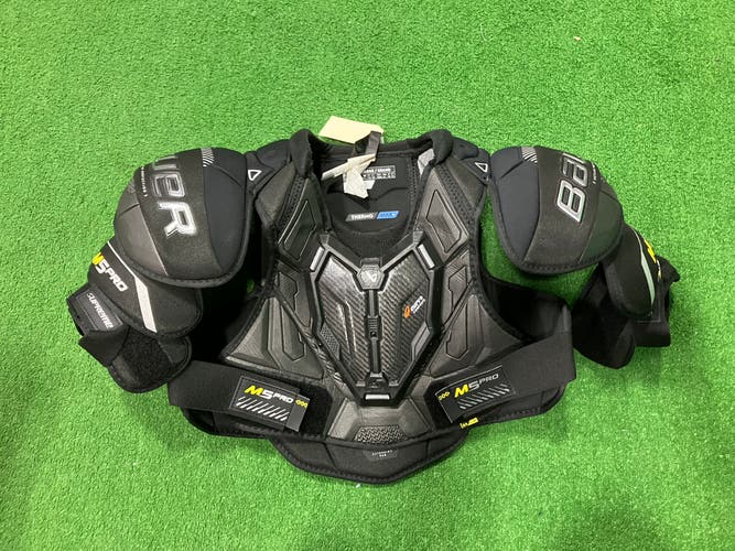 Bauer Supreme M5 Pro Shoulder Pads I Senior Large (Used)