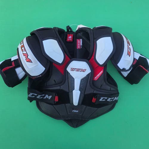 Medium Junior CCM JetSpeed FT4 Pro Shoulder Pads (Used)