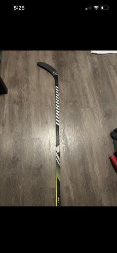 Senior Warrior Alpha LX2 Right Handed Hockey Stick W88 Pro Stock (New)