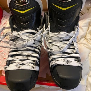 CCM Pro Stock Tacks Hockey Skates Regular Width  8.25 D (New)