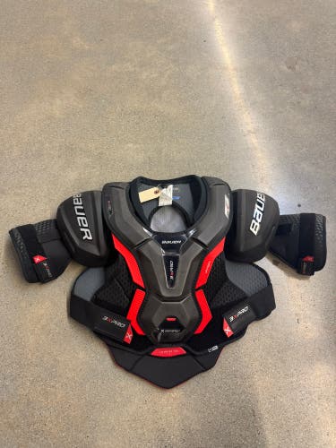 Medium Senior Bauer Vapor 3X Pro Shoulder Pads (Used)