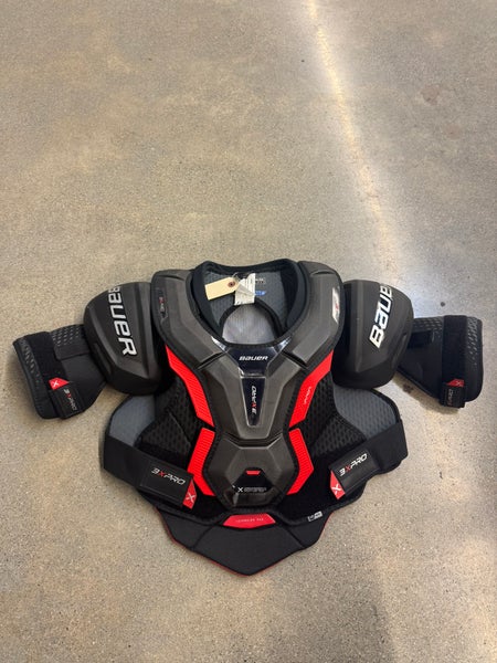 Medium Senior Bauer Vapor 3X Pro Shoulder Pads (Used)