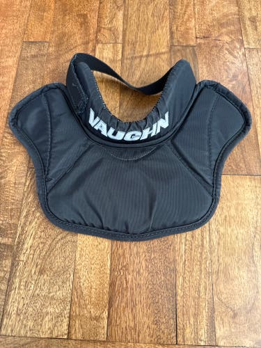 Vaughn Senior Goalie Neck Guard (Used)