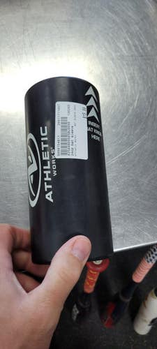 Used Athletic Works BAT SLEEVE 24OZ BB/SB Training Aid 11497-S000154811