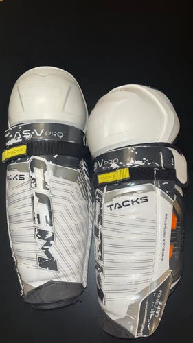 Senior CCM Tacks AS-V Pro 14" Shin Pads Pro Stock (Used)