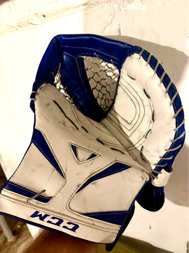 CCM Revolution 597 Regular (Used)