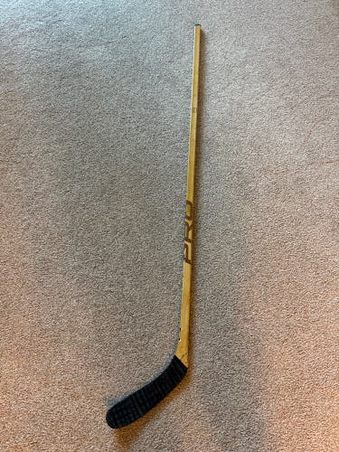 Senior Right Handed Hockey Stick P92 77 Flex Pro Stock (Used)
