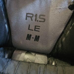 Intermediate Medium CCM Premier R1.5 LE Hockey Goalie Pants (Used)