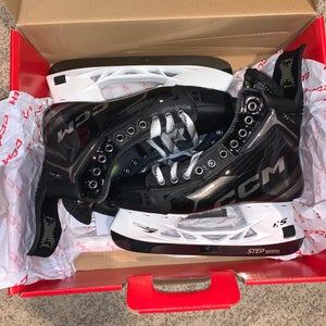 New CCM Tacks XF Pro Skates Regular Width Sz 8.5