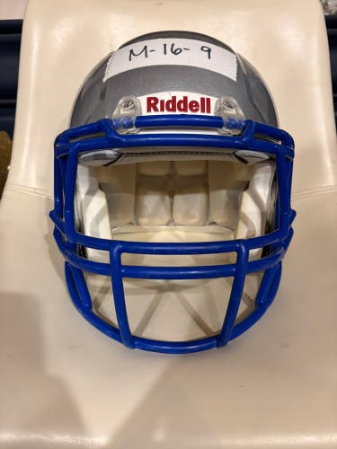 Adult Medium Riddell Speed Helmet (Used)