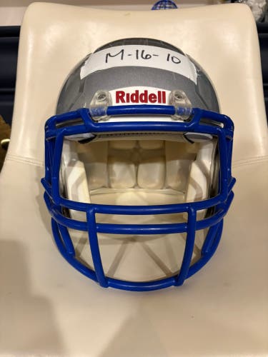 Adult Medium Riddell Speed Helmet (Used)