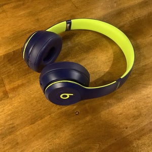 Beats Solo 3 Headphones (Used)