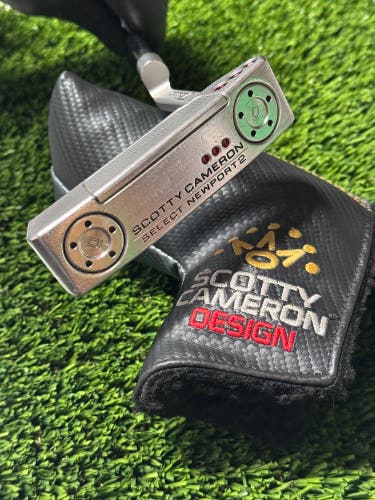 Titleist Scotty Cameron Super Select Newport 2 34” w Head Cover RH