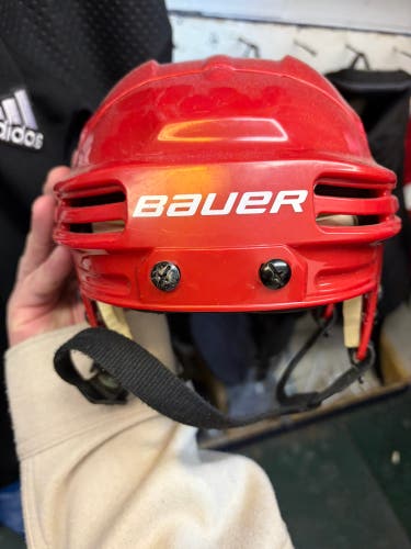 Medium Nike Bauer 4500 Helmet (Used)