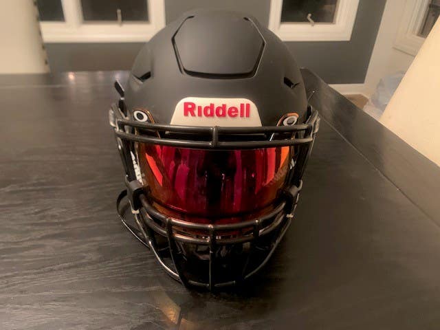 Adult Medium Riddell SpeedFlex Helmet (Used)