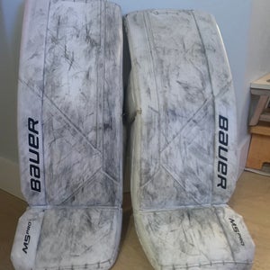 Medium Bauer Supreme M5 Pro Goalie Leg Pads (Used)