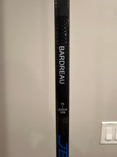 Senior CCM JetSpeed FT7 Pro Right Handed Hockey Stick P29 70 Flex Pro Stock (New)