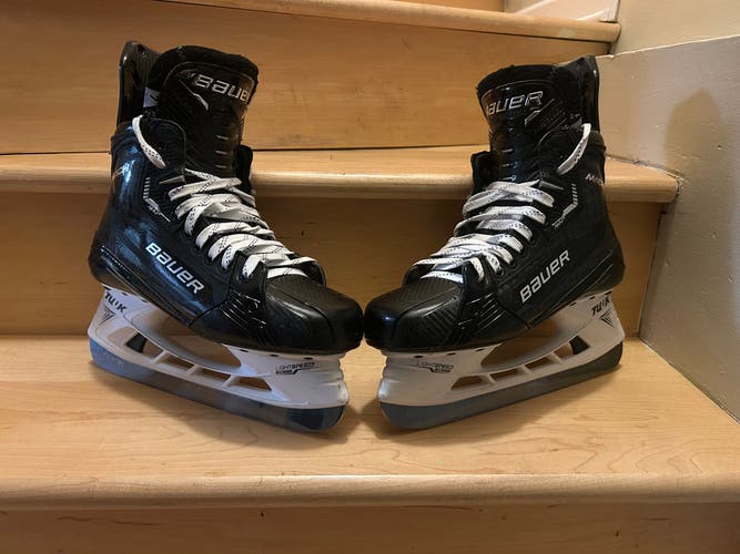 2022 Bauer Supreme Mach Hockey Skates Regular Width 7 (Used)