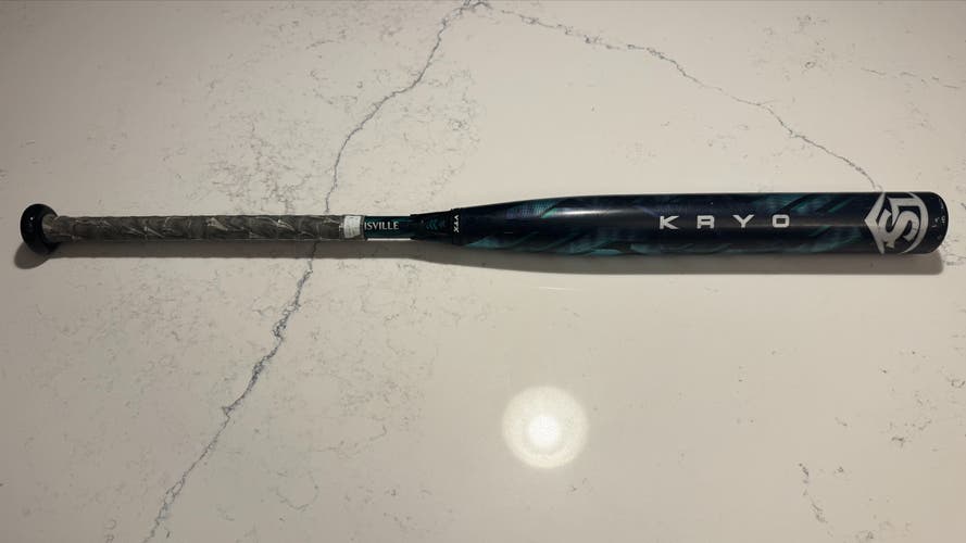 2025 Louisville Slugger Kryo Composite Bat (-11) 22 oz 33" (Used)