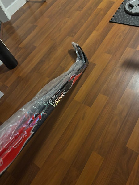 Senior Bauer Vapor FlyLite Right Handed Hockey Stick P90TM 77 Flex (New)