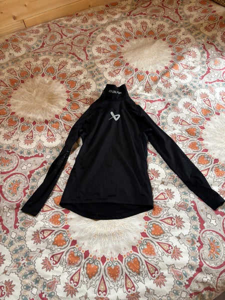 BAUER NECKPROTECT LONG SLEEVE BASELAYER TOP - YOUTH XS