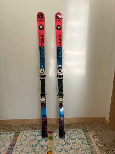 Volkl Racetiger GS 174 cm Racing Skis With Bindings Max Din 12 (Used)