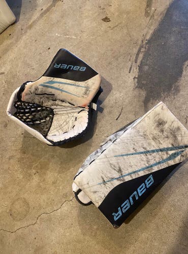 Bauer Vapor Hyperlite 2 Full Right  (Used)