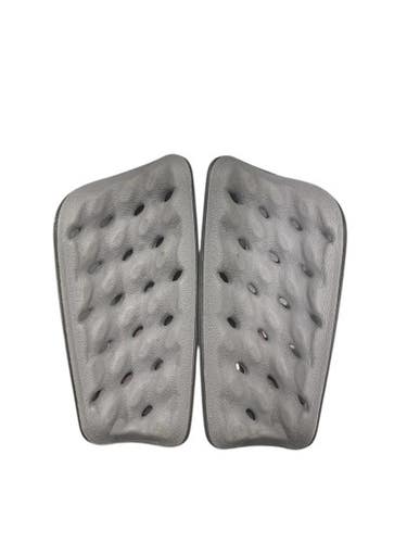 Used Nike Soccer Shin Guards Junior Black SM 11847-S000032036