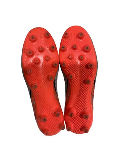 Used Nike Soccer Cleats Grey Senior 9 11847-S000032095