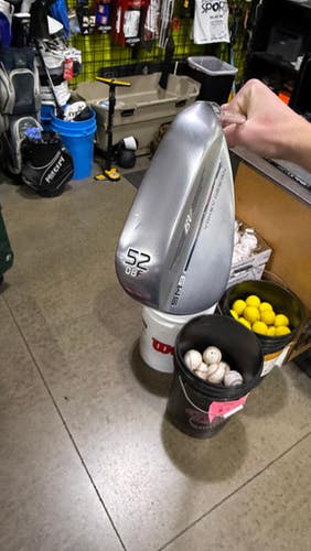 Used Titleist SM9 F GRIND Golf Wedge Mens RH 52 Degree 11605-S000212297