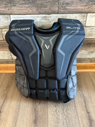Large 2023 Bauer Elite Goalie Chest Protector (Used)