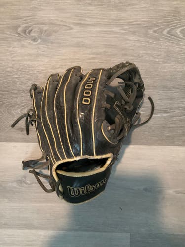 Infield RH Wilson A1000 Baseball Glove 11.5" (Used)