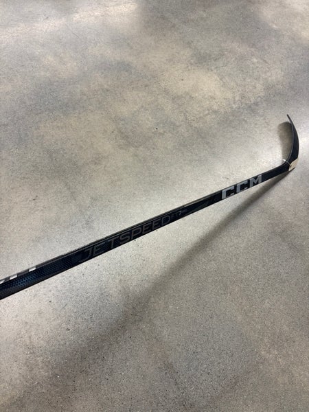 Senior CCM JetSpeed FT7 Pro Hockey Stick Right Handed P92 85 Flex Pro Stock (Used)