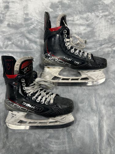 Senior Bauer Vapor 3X Hockey Skates Size 6.5 (Used)