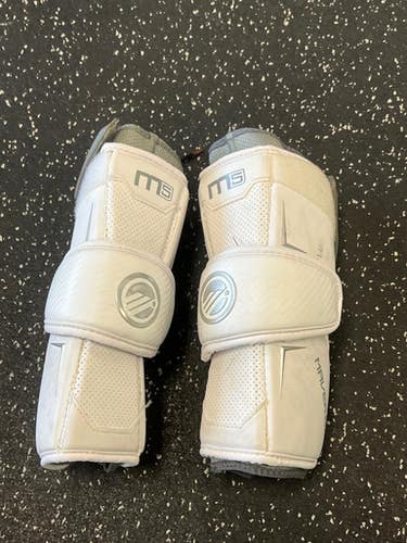 Used Maverik M5 Lacrosse Arm Pads/Guards White LG 11849-S000035790