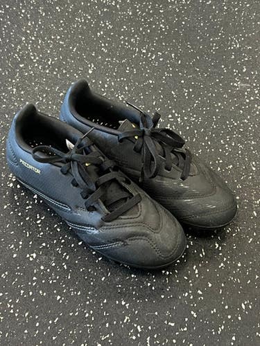 Used Adidas Soccer Cleats Black Junior 01.5 11849-S000035783