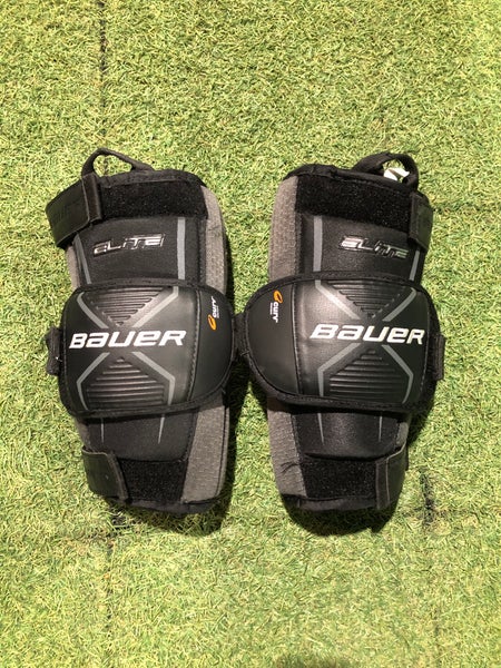Intermediate Bauer Elite Knee Pads (Used)