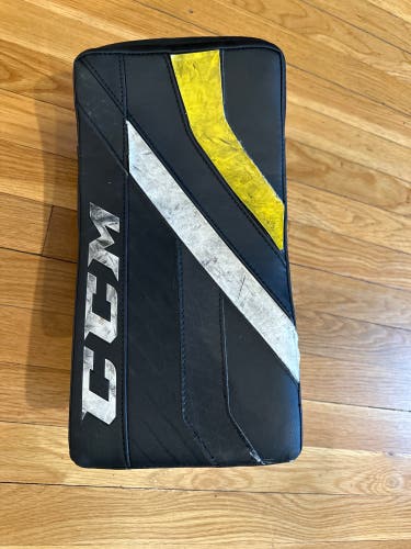 CCM Axis 1.5 Regular (Used)