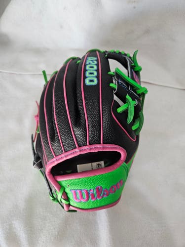 2025 Infield RH Wilson A2000 Baseball Glove 11.5" (New)