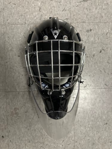 VICTORY V2 JUNIOR GOALIE MASK