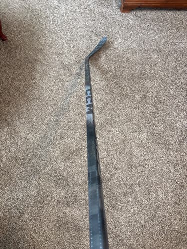 Senior CCM Ribcor Trigger 10 Pro Right Handed Hockey Stick P28 70 Flex Pro Stock (New)