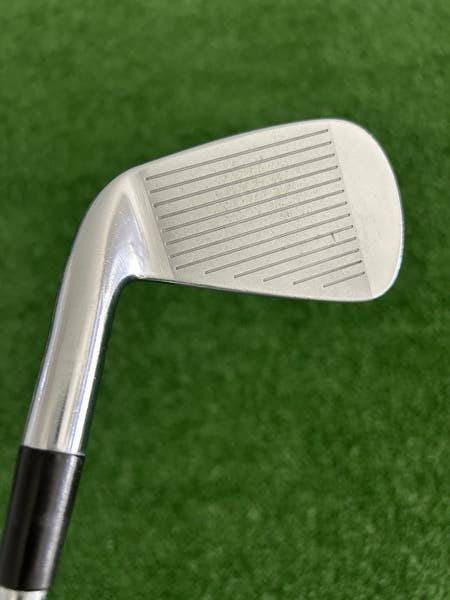 Taylormade P730 Forged Iron Set 4-P / KBS Tour FLT 120 Stiff