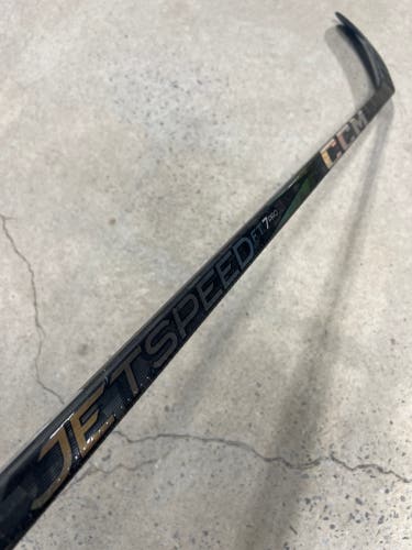 CCM JetSpeed FT7 Pro Hockey Stick | RH P29 Senior 80 Flex