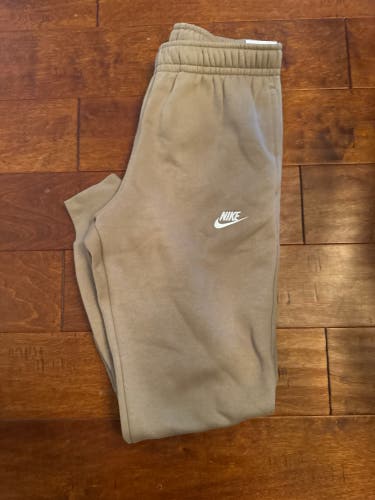 Brown Small Men's Nike Pants (New)