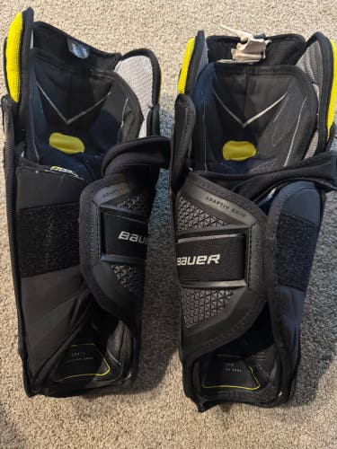 Senior Bauer Supreme Ultrasonic 13" Shin Pads (Used)