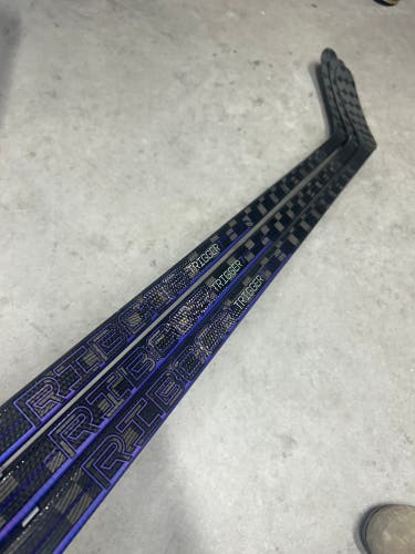 3 Pack 85 Flex P28M Senior CCM RibCor Trigger 7 Pro Left Hand Hockey Stick Pro Stock NHL (New) -