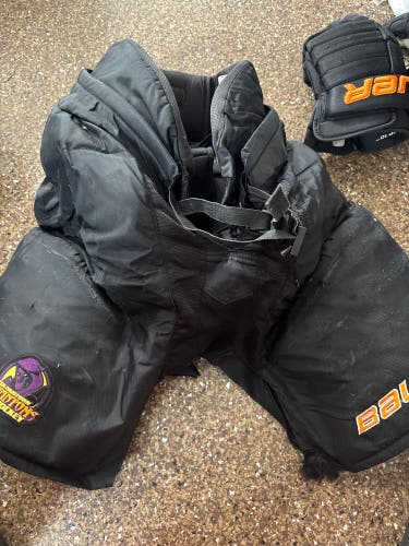 Men's Senior Small Bauer Nexus Pro Hockey Pants Pro Stock (Used)