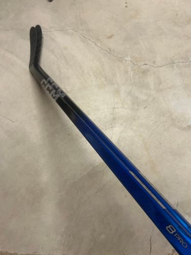 Intermediate CCM JetSpeed FT8 Pro Right Handed Hockey Stick P28 55 Flex (New) (2 pack deal)