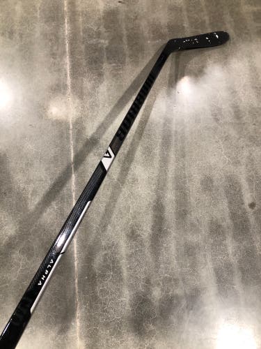 Senior Warrior Alpha LX3 Pro Hockey Stick Right Handed W28 70 Flex (Used)
